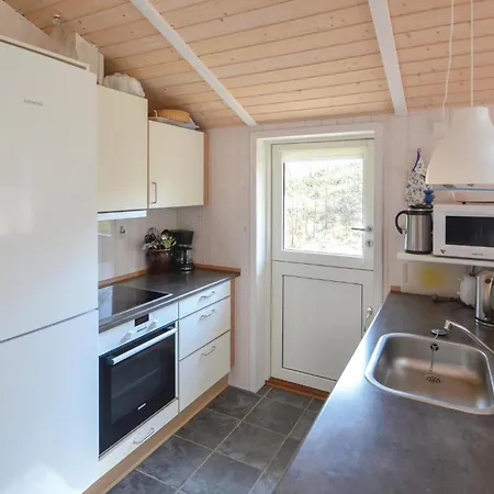Tatil Evi 3 Bedroom Stunning Home In Grenaa