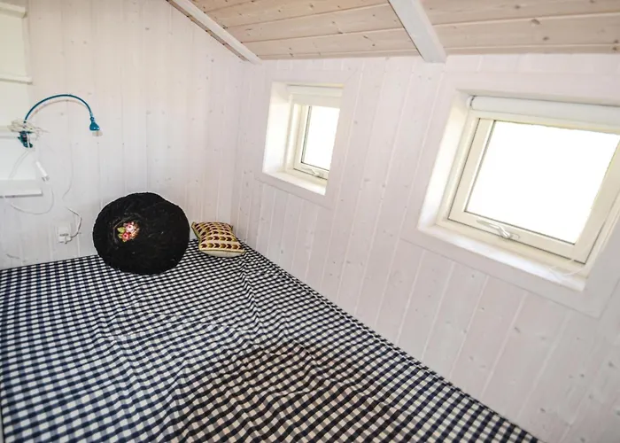 24 Nyaraló Grenå